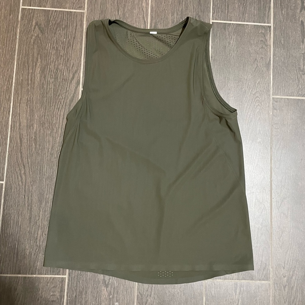 Lululemon tank top